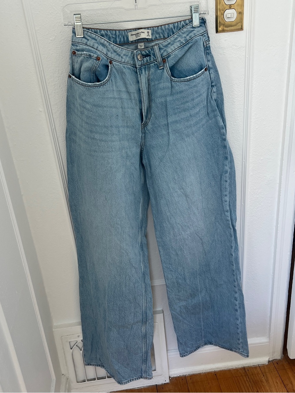 Abercrombie & Fitch Light Blue High-Rise Wide Leg Curve Love Jeans